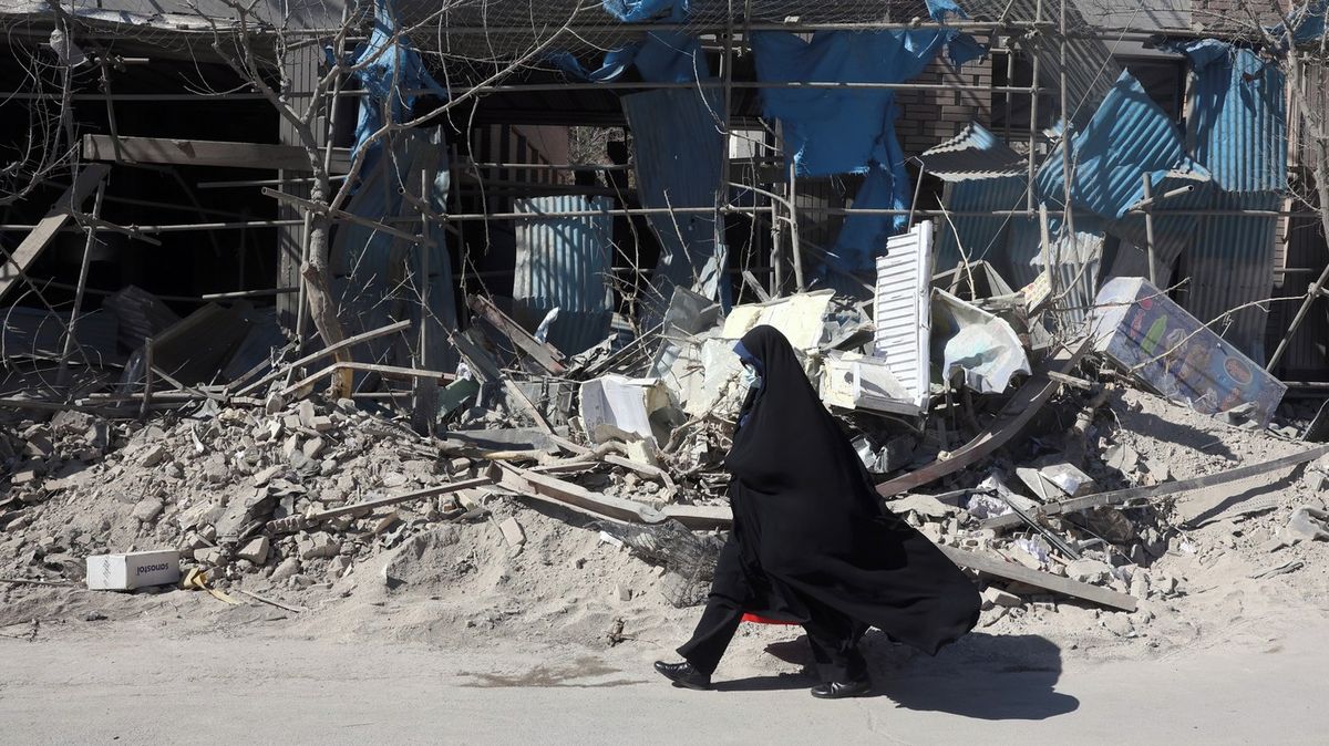 Taková nejistota je nezvyklá i na Blízký východ. Hrozí chaos, říká expertka